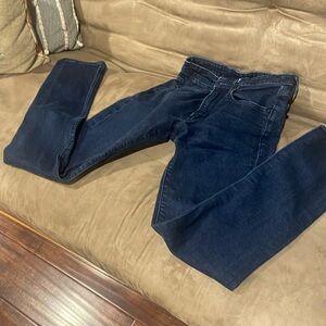Dark wash men’s jeans